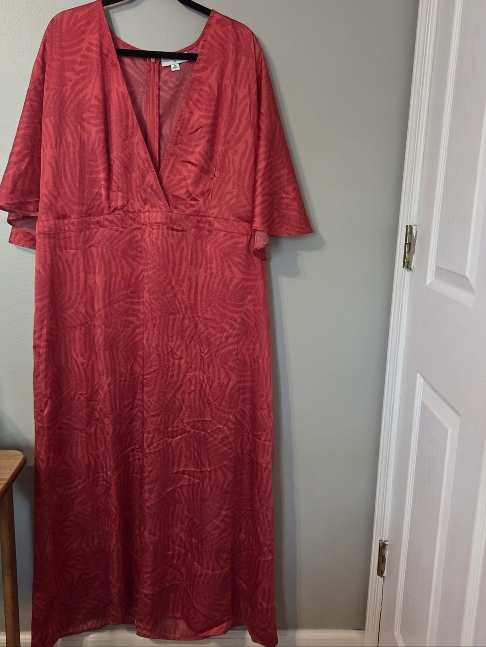 Fe Noel x Target Womens Plus Size Red Satin Maxi Dress. Sz 22 Beach - Picture 6 of 9